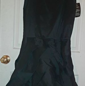 Nwt Long  black formal skirt